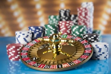 Permainan Teen Patti di platform pilar101 dengan antarmuka kartu digital